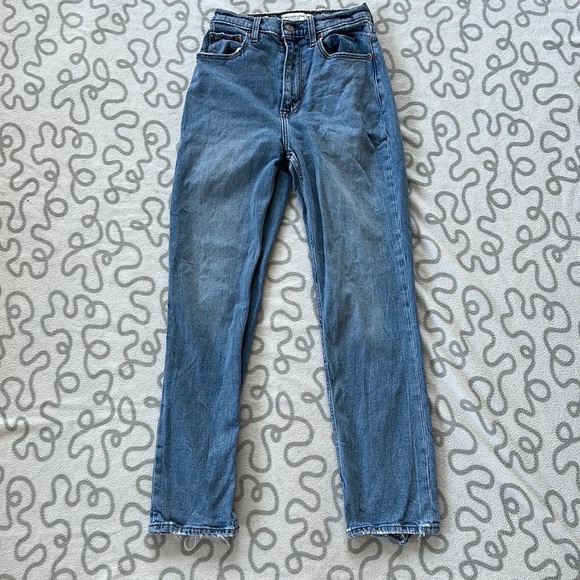 Abercrombie & Fitch Denim - Abercrombie The Ankle Straight Ultra High Rise Jeans